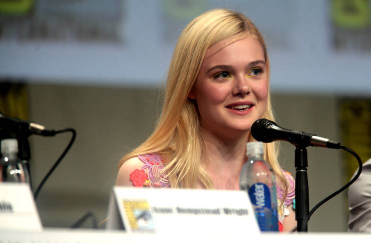 Elle Fanning reacts to Kate Middleton being her distant cousin