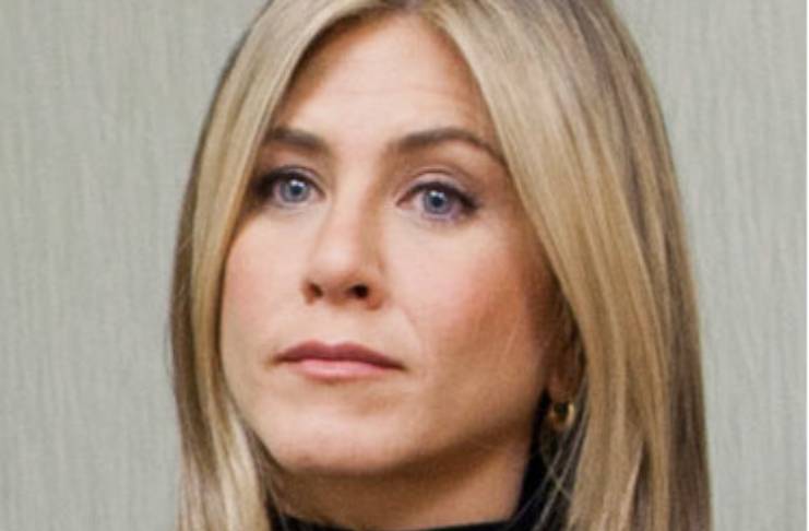 Jennifer Aniston and her co-stars allegedly have off-limits topics