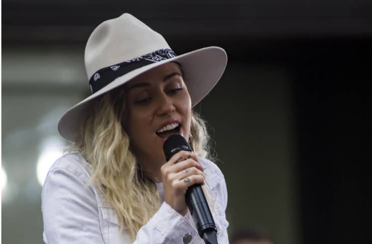 Miley Cyrus blames her record label and fans for 'Plastic Hearts' flop 