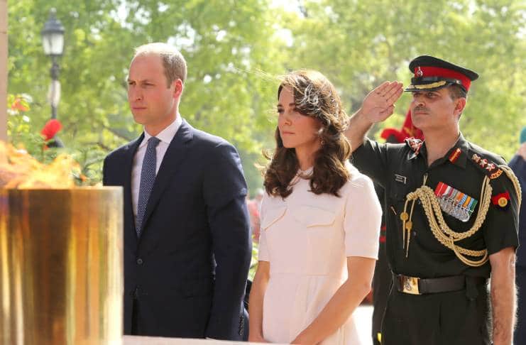 Kate Middleton accuses Prince William of not helping out 