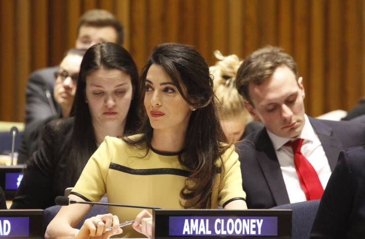 Amal Clooney is not pregnant 